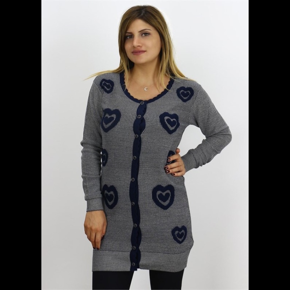 Women Sweaters - Picture 1 of 2